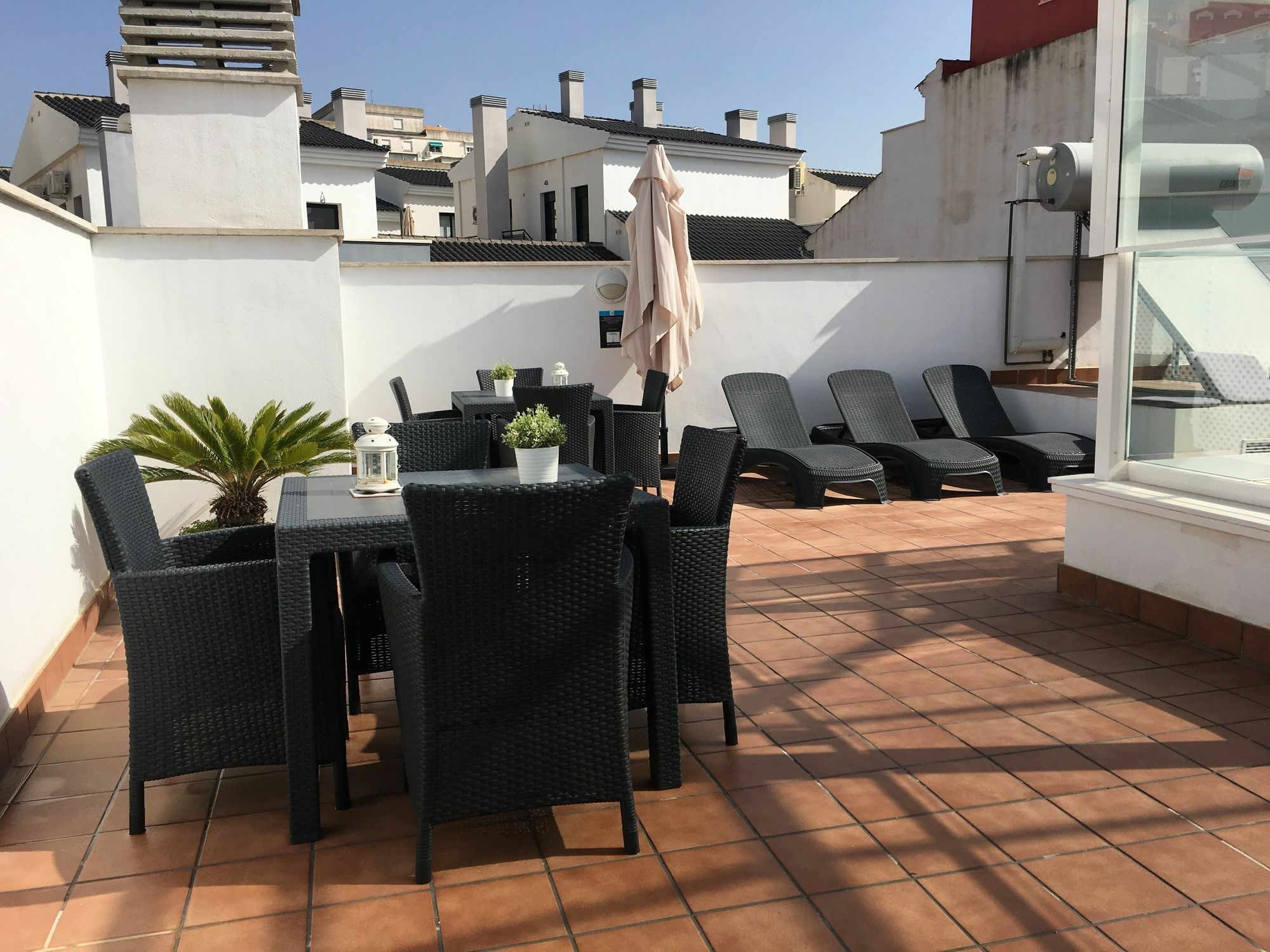 Suites Del Pintor Malaga Exterior photo